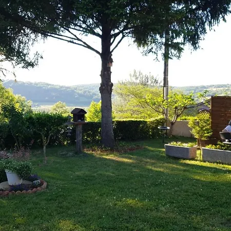Independante De 66m2 Confort Et Calme Dom wakacyjny Villefranche-de-Rouergue